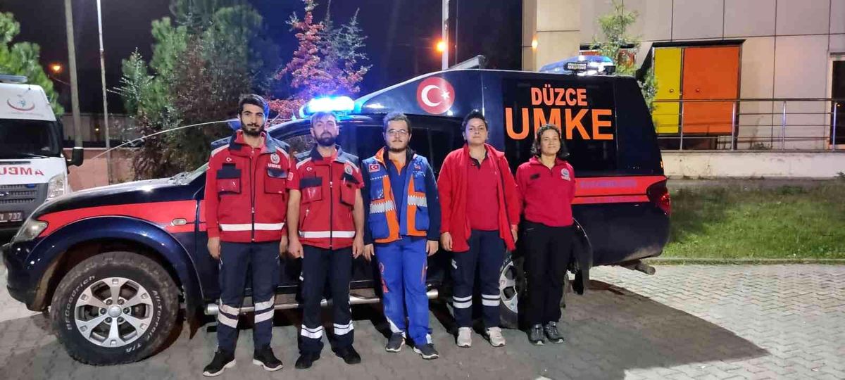 Düzce 3. sayfa haberi... Düzce\'den ekip yola çıktı