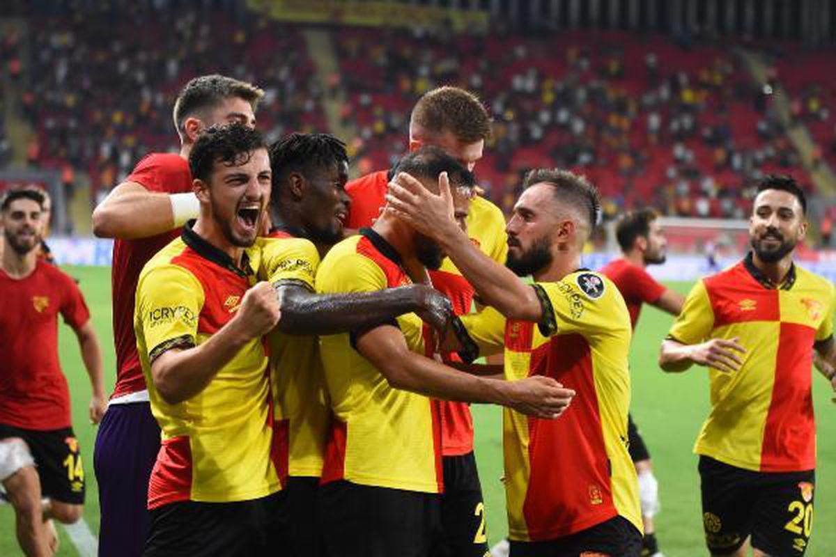 Göztepe evinde seriye hasret