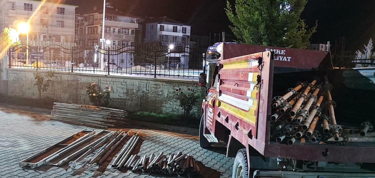 İnşaattan iskele demiri çalan şüpheli tutuklandı