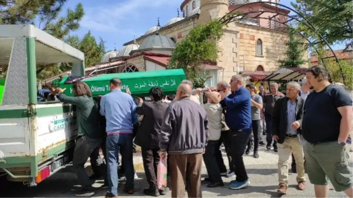 Son dakika haber! KAZADA ÖLEN VETERİNER PINAR, SON YOLCULUĞUNA UĞURLANDI