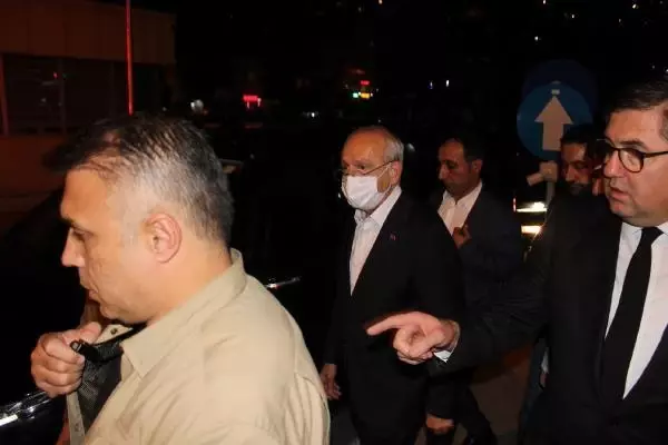 Kılıçdaroğlu Kocaeli'de hastaneye kaldırılan kardeşini ziyaret etti