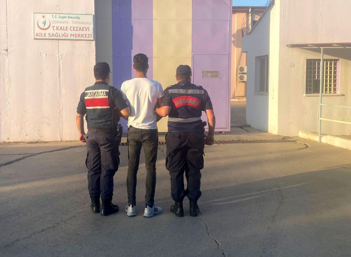 Osmaniye haberi | Osmaniye\'de 3 yıl hapisle aranan hükümlü yakalandı