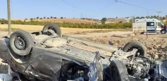 Son dakika haberi... Otomobil şarampole devrildi: 1 ölü 1 yaralı