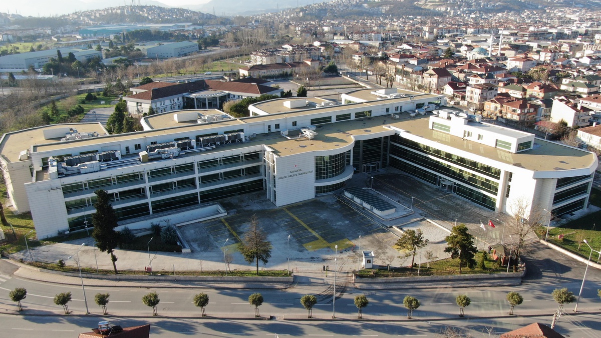 Son dakika haberi... Sakarya Bölge Adliye Mahkemesi, 4 yılda 142 bin 152 dosyayı karara bağladı
