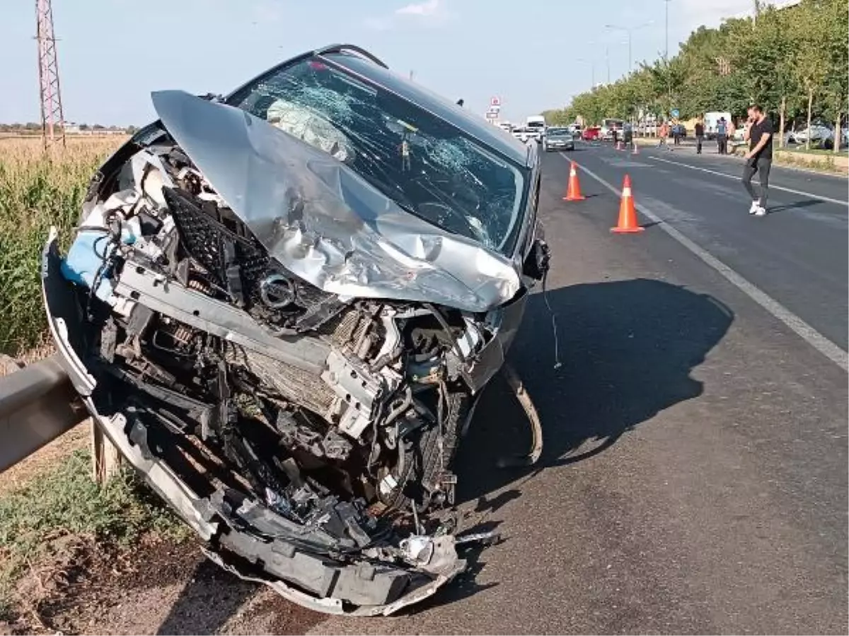 Son dakika gündem: ŞANLIURFA\'DA ZİNCİRLEME KAZA: 5 YARALI