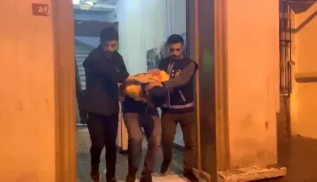 Taksim'de ticari taksiye nefes kesen uyuşturucu operasyonu yapıldı