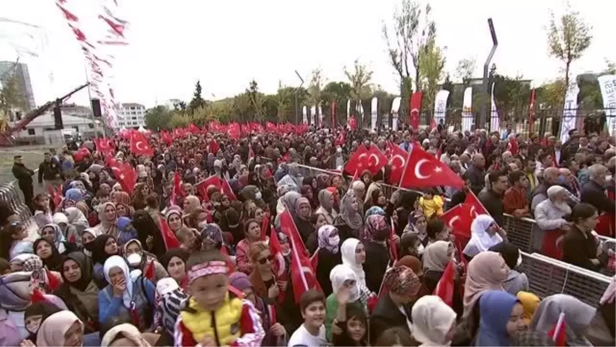 Zeytinburnu Millet Bahçesi ve Buz Adası açılış töreni - Bakan Kurum