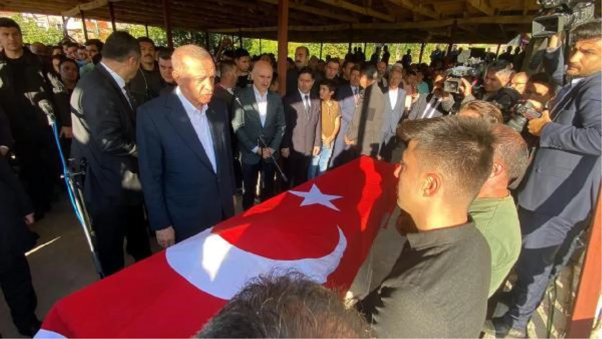 Son dakika haberleri! Cumhurbaşkanı Erdoğan, Amasra\'da hayatını kaybeden madencilerin cenazesine katıldı