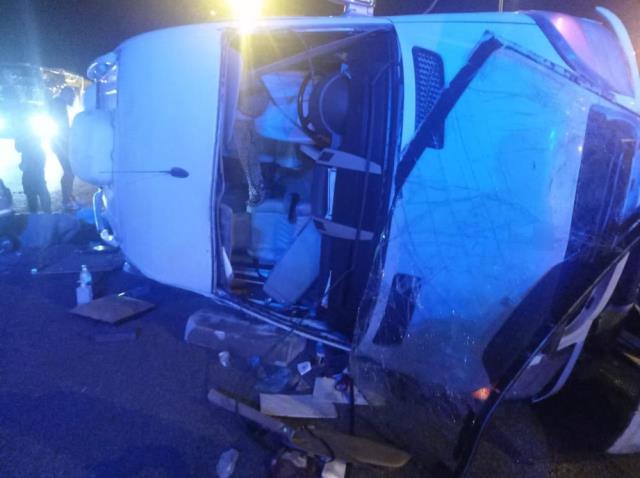 Denizlispor kafilesini taşıyan minibüs kaza geçirdi: 4'ü futbolcu 12 yaralı