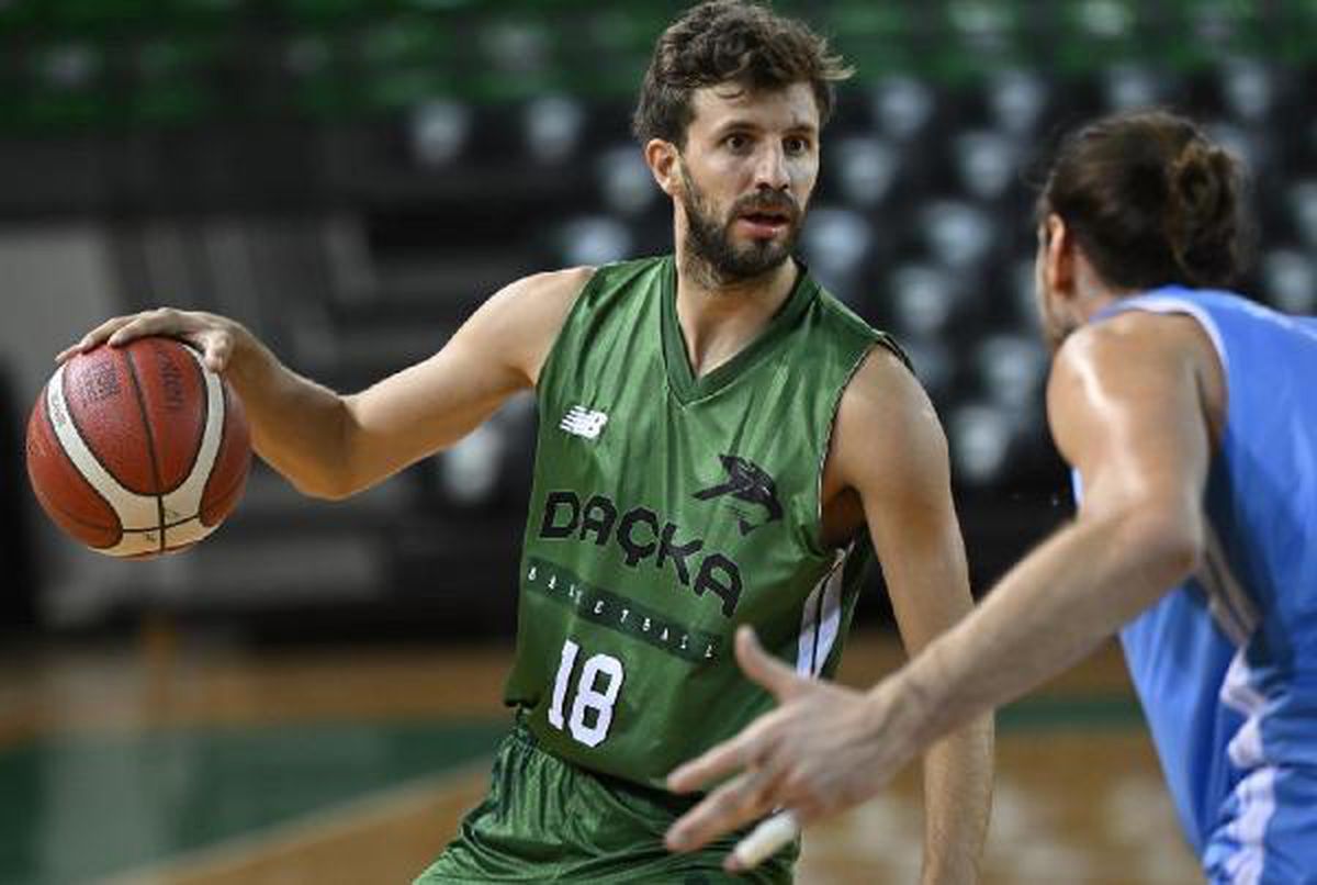 Doğuş Özdemiroğlu: Öncelikli hedefimiz Şampiyonlar Ligi\'nde Final-Four\'a kalmak