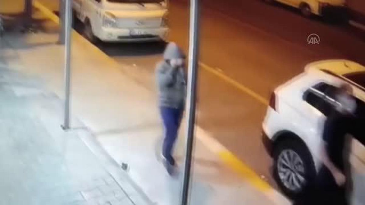 Son dakika haberi | İSTANBUL- 33 evden hırsızlık yapan 2 şüpheli tutuklandı