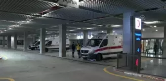 İstanbul'da tedavileri süren maden ocağı patlamasında yaralananların yakınları hastanede bekliyor