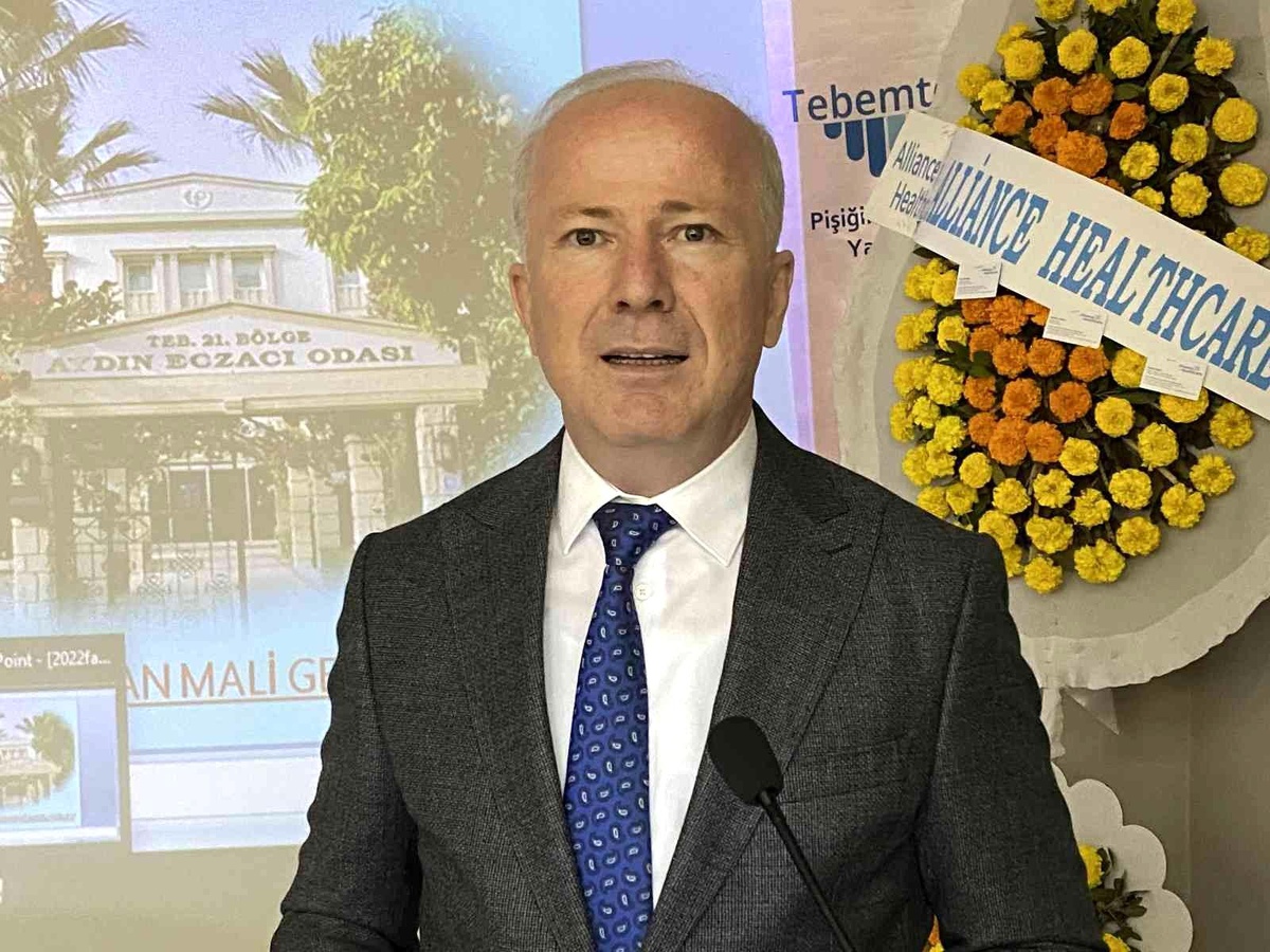 Büyük Eczacı Mitingi ertelendi