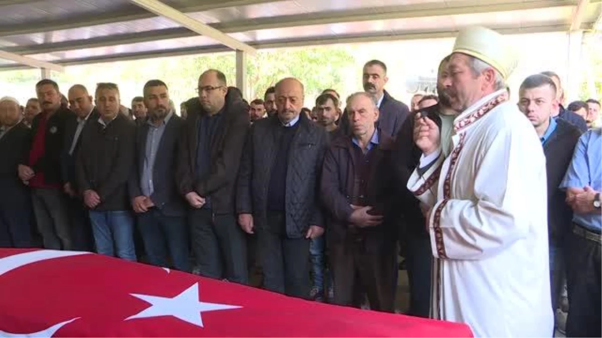 Elazığ haberi... Maden ocağında hayatını kaybeden Aziz Köse, son yolculuğuna uğurlandı