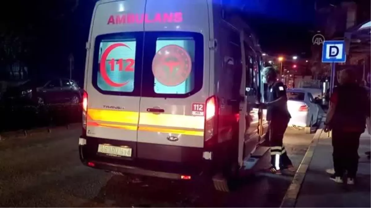 Manisa haberleri... Manisa\'da cami merdiveninden düşen yaşlı kadın yaralandı