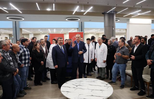 Bakan Koca, Bartın'daki maden faciasındaki yaralılarla ilgili son durumu aktardı: 4'ü taburcu oldu Bakan Koca, Bartın'daki maden faciasındaki yaralılarla ilgili son durumu aktardı: 4'ü taburcu oldu