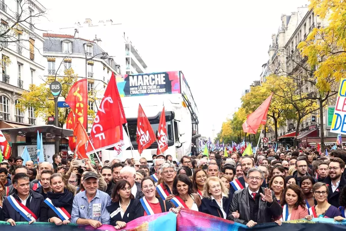 Fransa\'da hayat pahalılığı protestosu