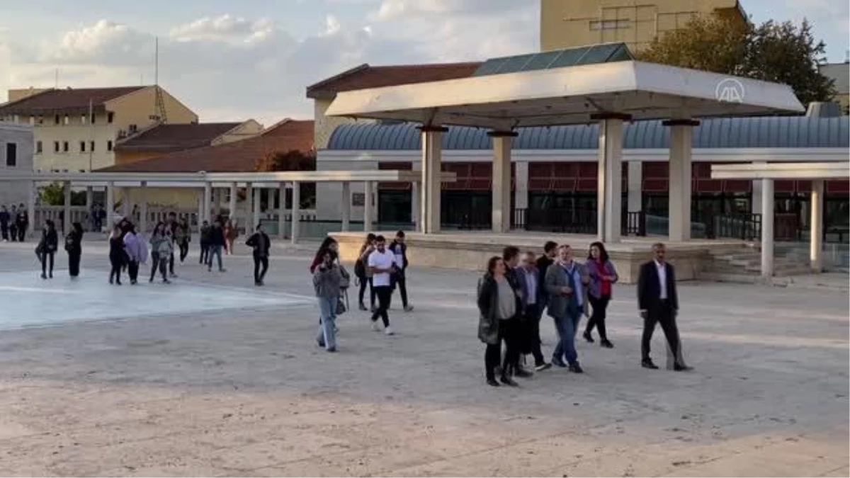 Kırşehir gündem haberi... İletişim fakültelerinin akademisyenleri ve öğrencileri, Kırşehir\'i gezdi