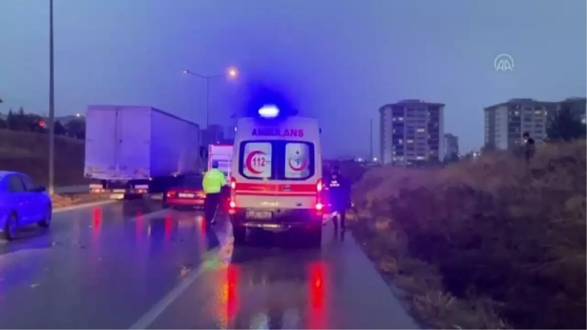 KIRIKKALE - Trafik kazalarında 3 kişi yaralandı