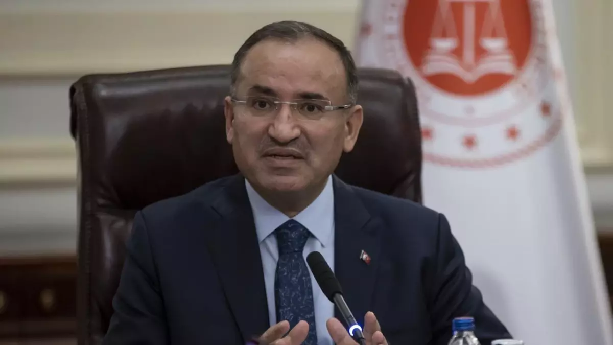 Bakan Bozdağ, Bartın\'daki maden faciasıyla ilgili konuştu: 5 savcı tahkikata başladı, 41 işçimize mezar olan maden kapatılıyor