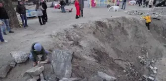 Taras Şevçenko Parkı'ndaki saldırı alanı çocukların eğlencesi oldu