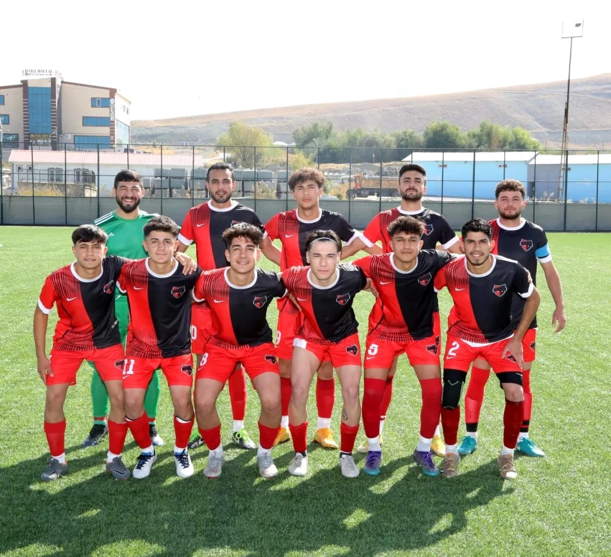 Van haberleri | Van Büyükşehir Belediyespor, Altay Eğitim Kültür Spor\'u 2-0 yendi