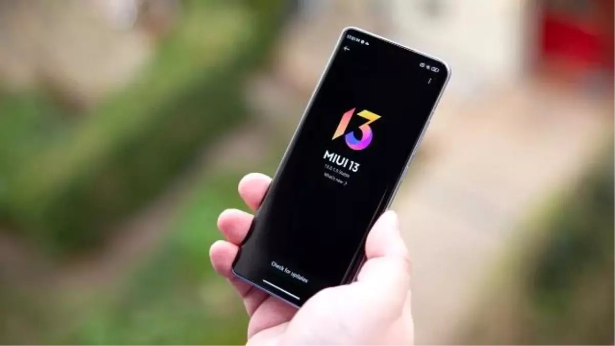 Xiaomi, Türkiye\'yi ihmal etmiyor! Uygun fiyatlı model MIUI 13 alıyor