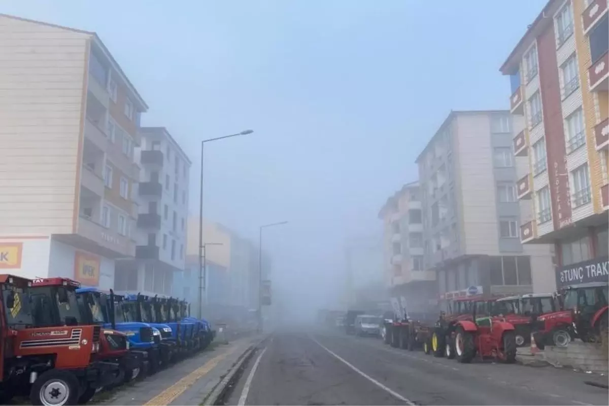 Ardahan haber: Ardahan\'da sis sürücülere zor anlar yaşattı