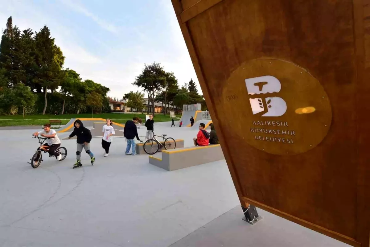 Balıkesir haber... Balıkesir Büyükşehir, Atatürk Parkı\'nda Skate Park oluşturdu