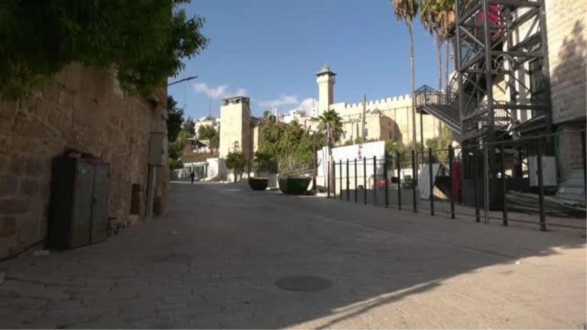 HALİL - İsrail, Yahudilerin dini bayramında El-Halil\'deki İbrahim Camisi\'ni Müslümanlara kapattı