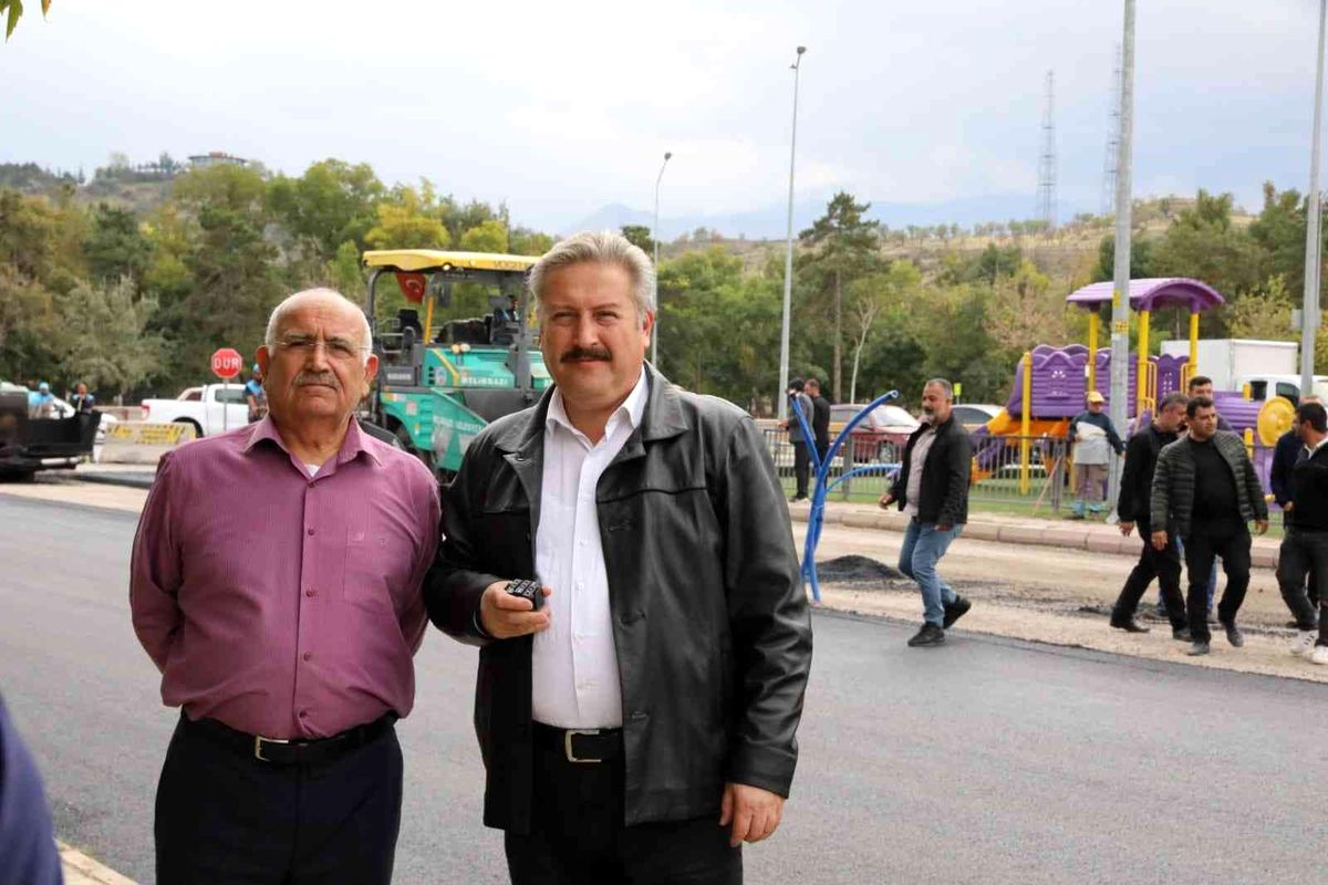 Hürriyet Mahallesi\'nde 2 kilometrelik hat yenileniyor