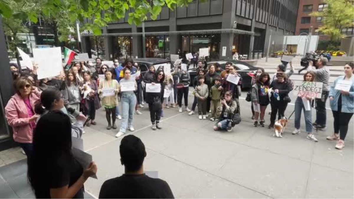 İranlı Mahsa Emini\'nin ölümü New York\'ta protesto edildi
