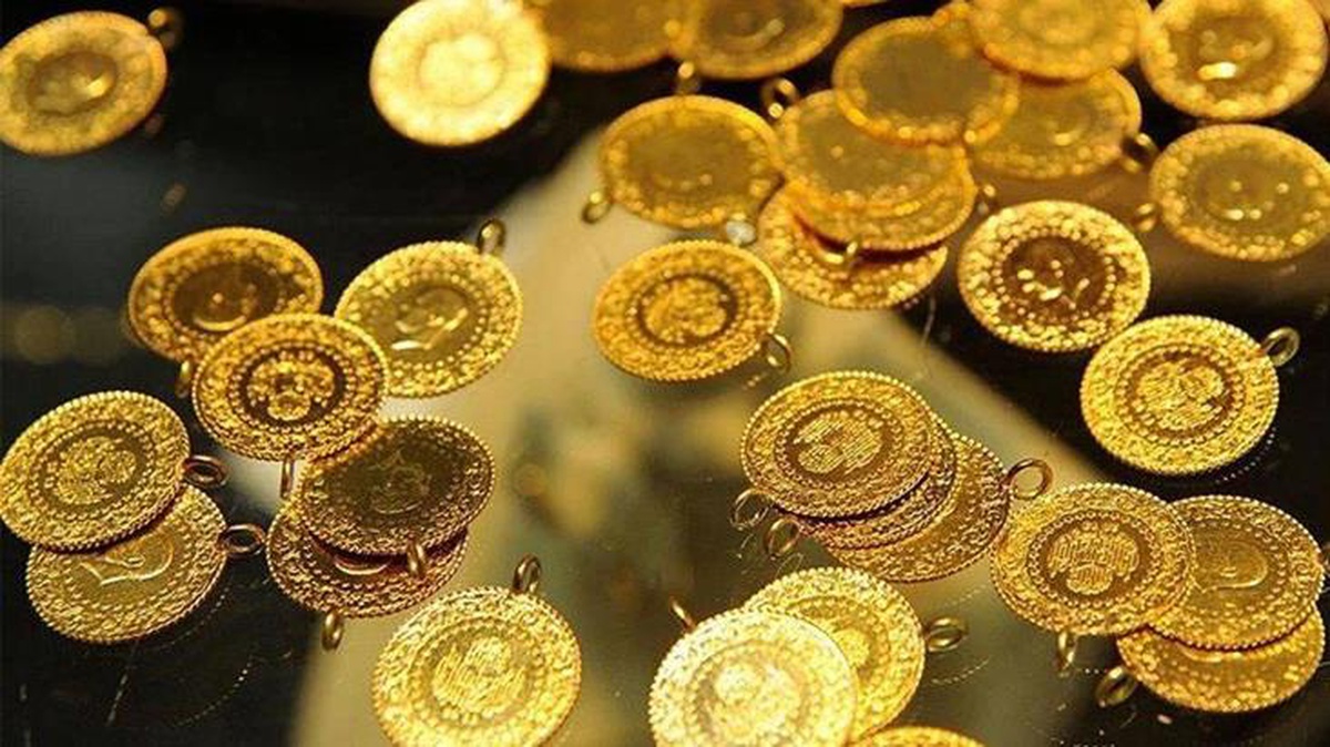 Altının gramı 990 lira seviyesinden satılıyor
