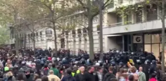 Fransa'da çok sayıda meslek mensubu greve gitti (2)