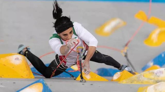 Güney Kore'de başörtüsüz yarışan ve günlerdir haber alınamayan İranlı sporcu, sessizliğini bozdu Güney Kore'de başörtüsüz yarışan ve günlerdir haber alınamayan İranlı sporcu, sessizliğini bozdu