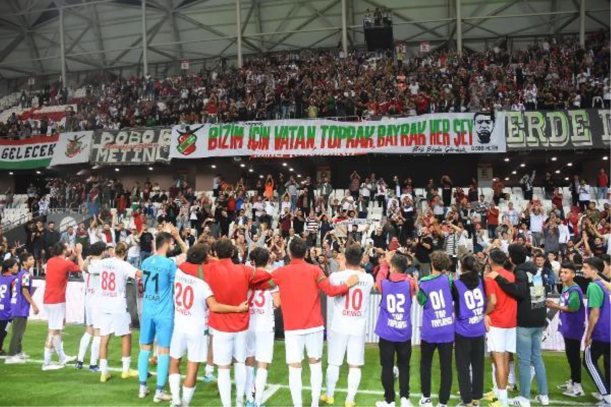 İzmir haber... Karşıyaka\'nın gözü 4 maçlık seride