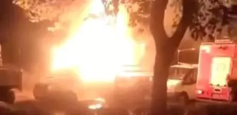 Park halindeki pikap alev alev yandı