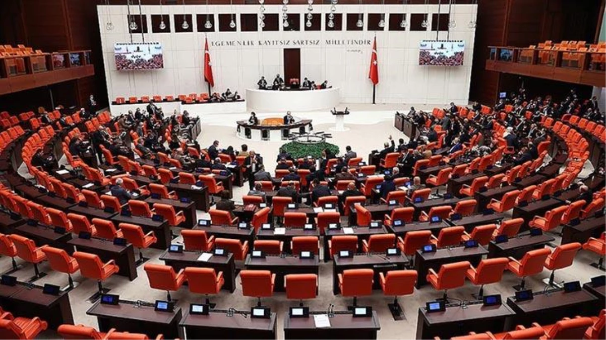 TSK\'nın Lübnan\'daki görev süresinin 1 yıl uzatılması, AK Parti, CHP, MHP ve İYİ Partililerin oylarıyla kabul edildi