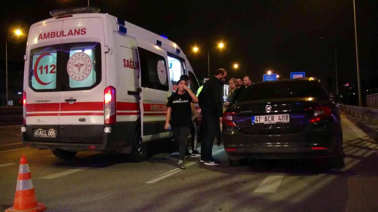 2 otomobilin çarpıştığı kazada 2 kişi yaralandı