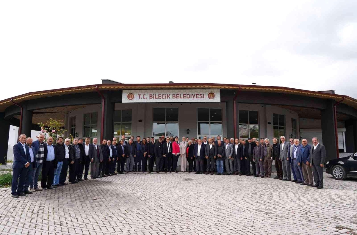 Başkan Vekili Subaşı, muhtarlarla bir araya geldi