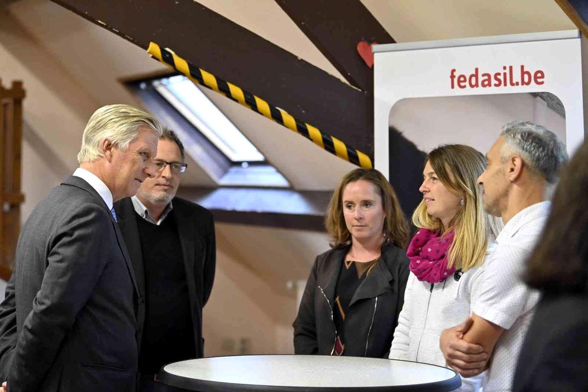 Belçika Kralı Philippe ve Kraliçe Mathilde sığınmacıları ziyaret etti