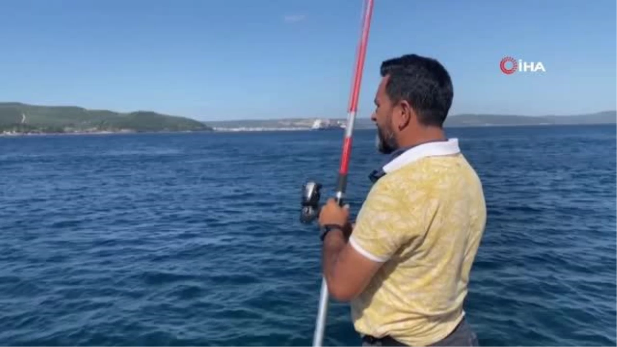Çanakkale yerel haberi | Çanakkale\'de olta balıkçıları balık azlığından dertli