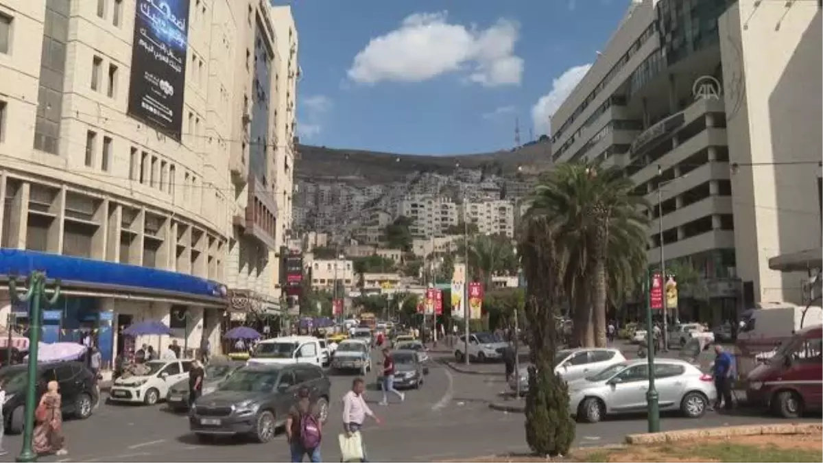 İsrail'in kuşatma altında tuttuğu Nablus 'açık cezaevine' döndü