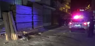 İzmir haber... İzmir'de bir aracı ve iş yerini kundaklayan şüpheli yakalandı