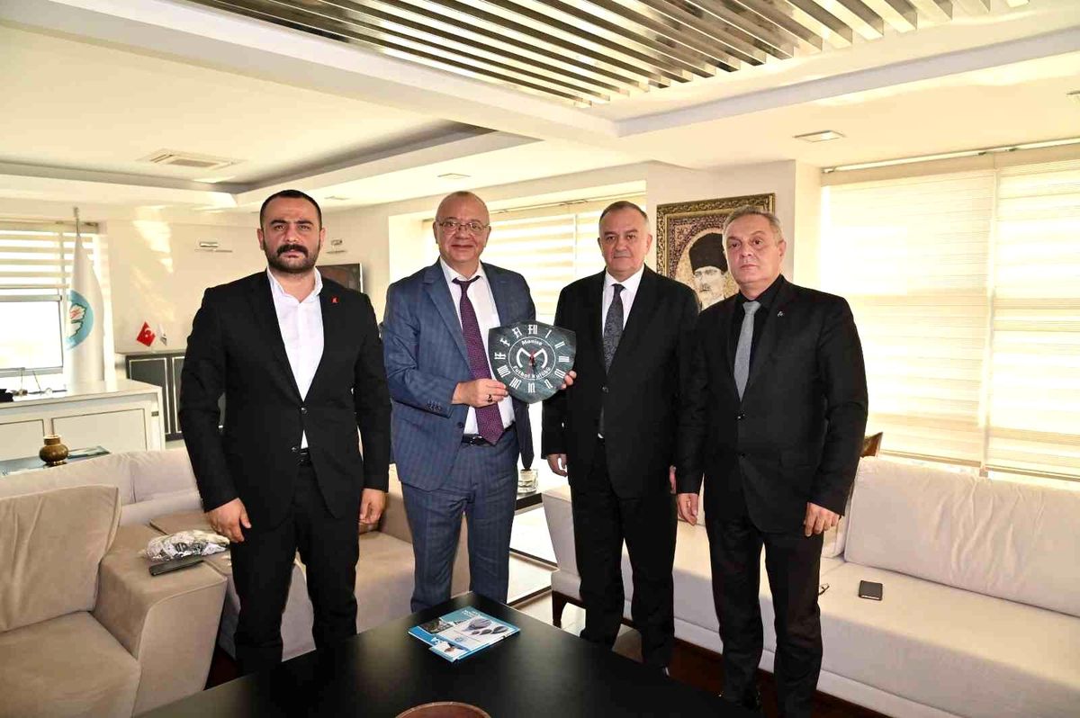 Manisa, Devlet Bahçeli\'ye hazırlanıyor
