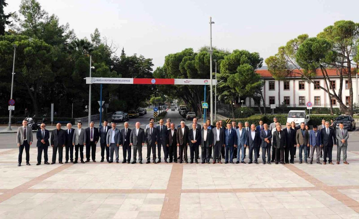 Muğla yerel haberi | Muğla\'da muhtarlar günü kutlandı
