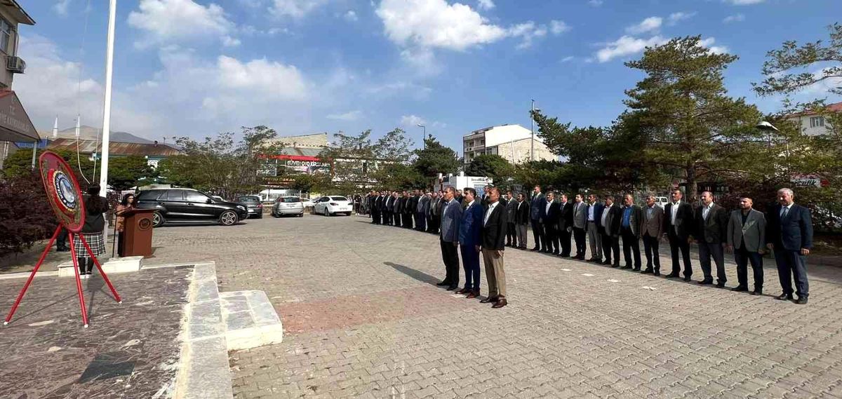 Van yerel haberleri... Muradiye \'de 19 Ekim Muhtarlar Günü çeşitli etkinlerle kutlandı