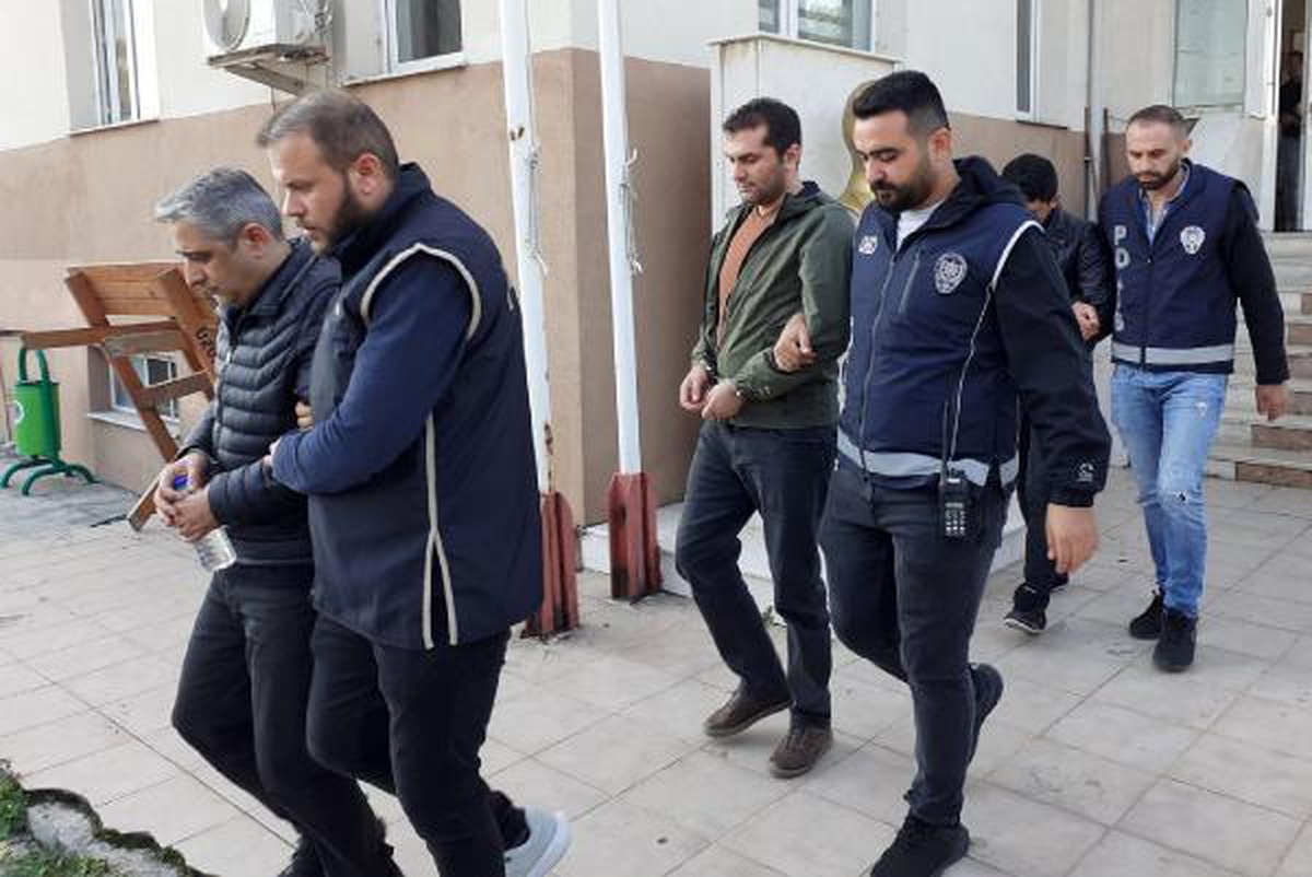 2 FETÖ şüphelisi, Yunanistan\'a kaçmak isterken yakalandı (2)