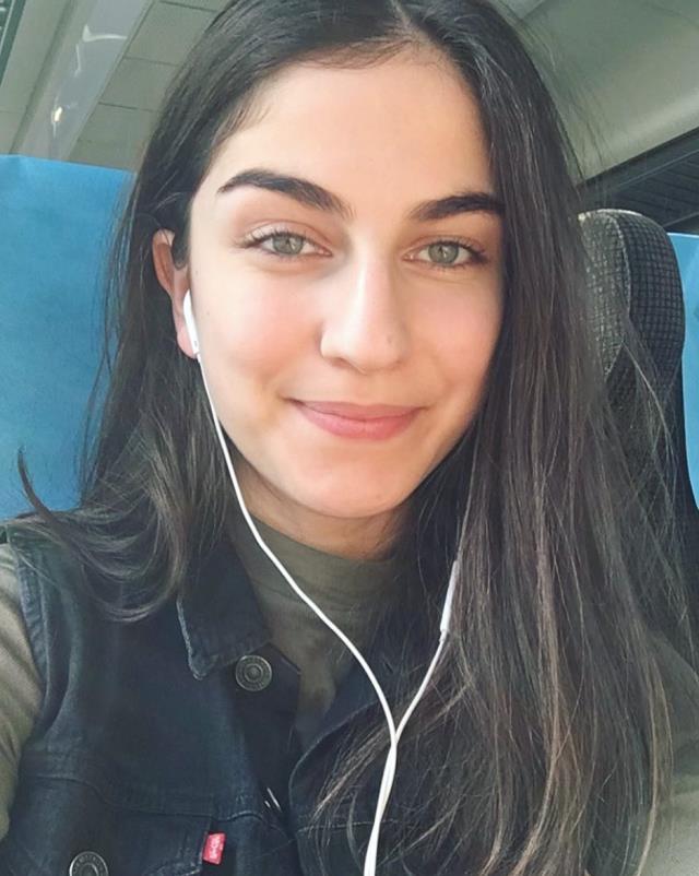 Daha 26 yaşında! İran asıllı Romina Pourmokhtari İsveç'in en genç bakanı oldu