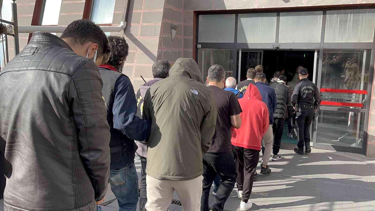 Son dakika haberleri | Eskişehir\'deki fuhuş operasyonunda 9 tutuklama